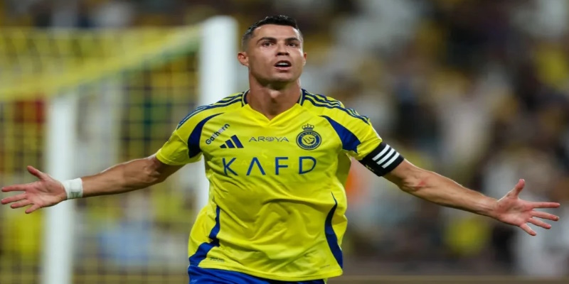 Ronaldo - Cầu Thủ Bóng Đá Giàu Nhất Thế Giới Năm 2024